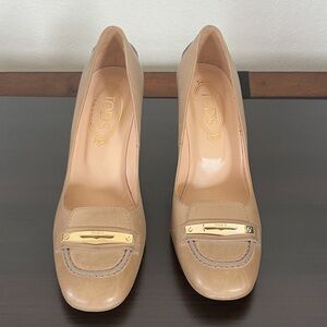 Tod’s Heeled Loafers, size 37.5